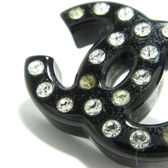 CHANEL Coco Mark Earrings - Picture 8 of 8